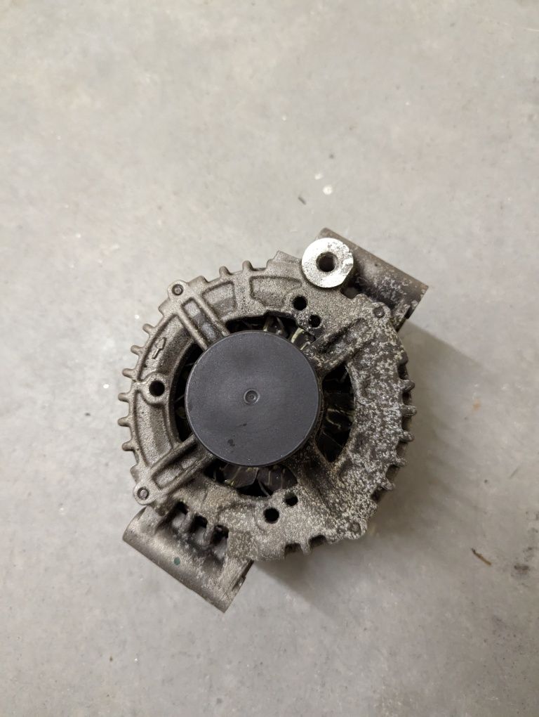 Vendo alternador original BMW 128i 328i