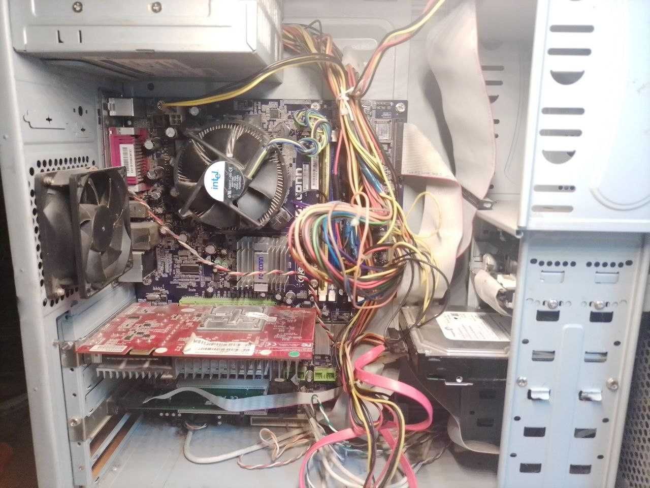 Компьютер ПК Foxconn 2 gb ОЗУ, HDD 250GB, OC WINDOWS 7