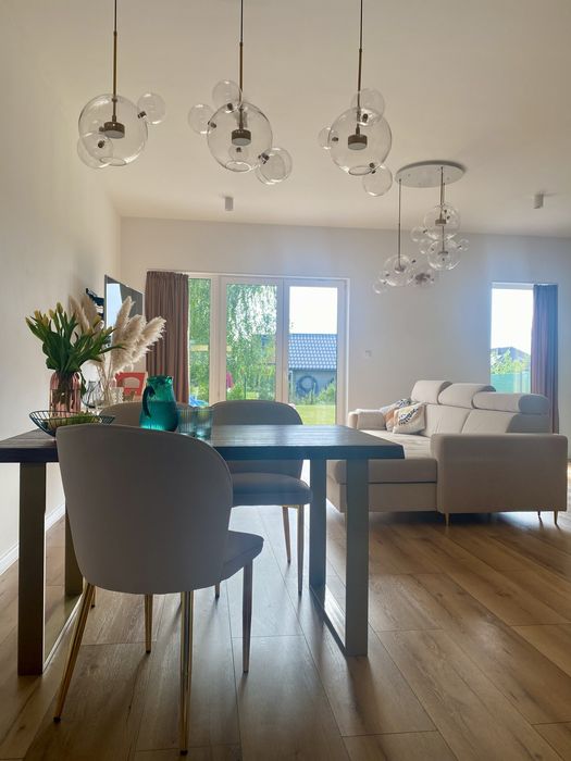 Stol po rozlozeniu 200 cm/ 140 przed