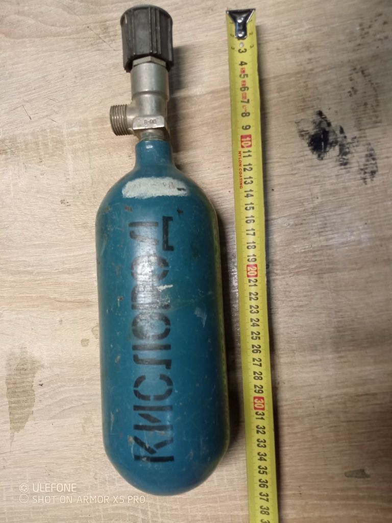 Продам кислородный баллон