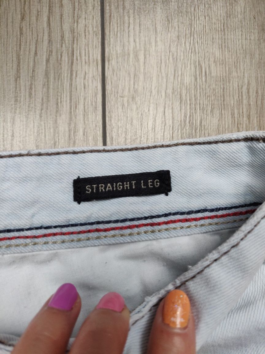 Jasne jeansy męskie straight leg W33 L32 C&A