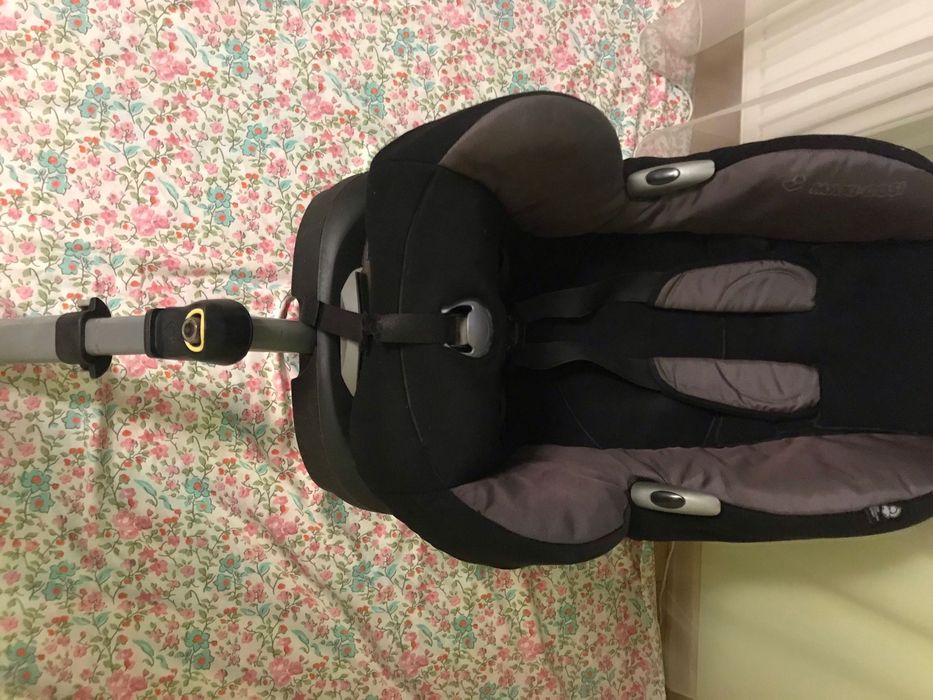 Автомобільне крісло дитяче MaxiCosi