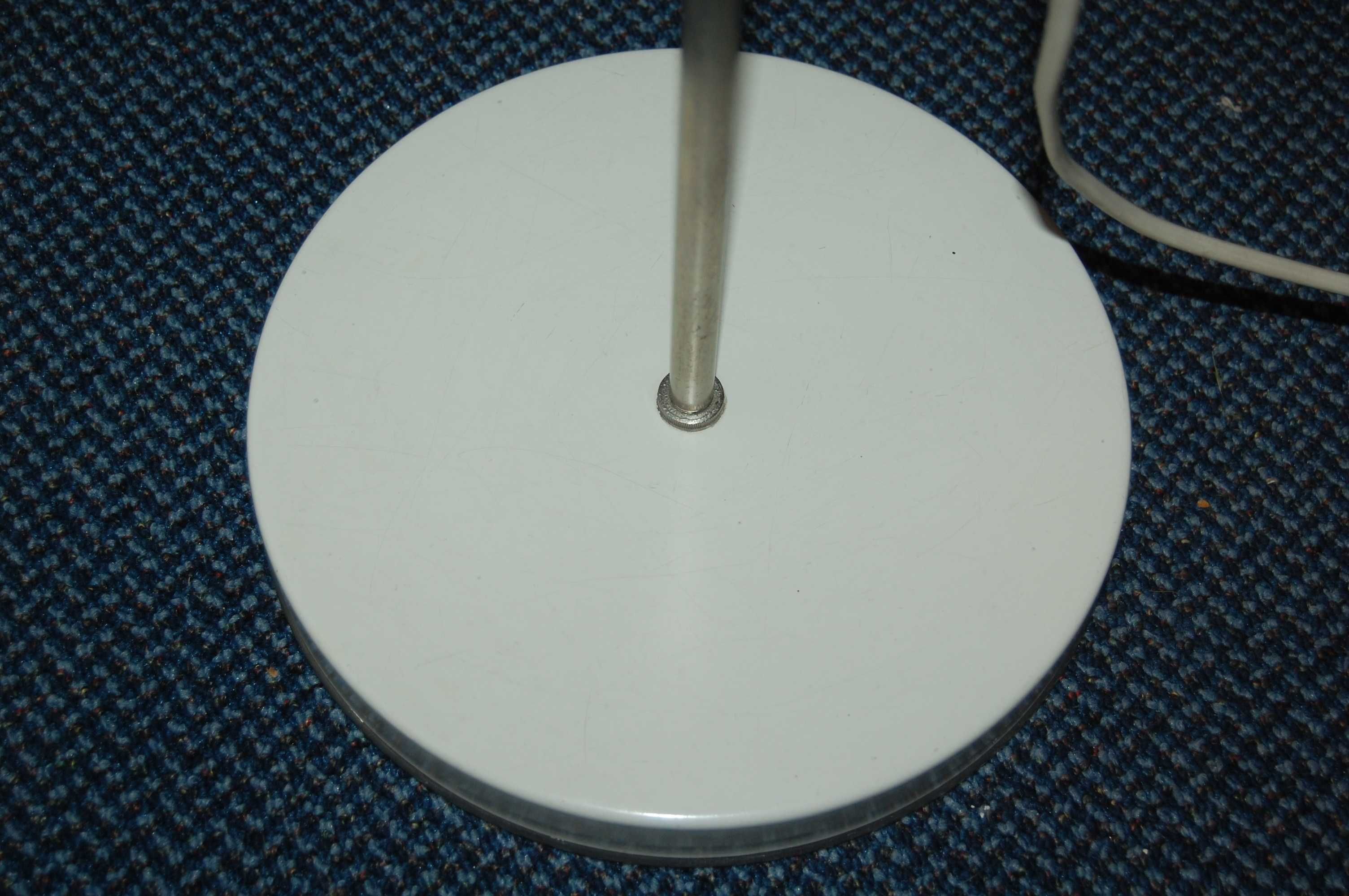 Lampa podłogowa biała - POLAM WILKASY - TYP 16 P 001 - PRL