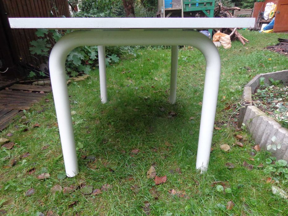 Stół kuchenny biały