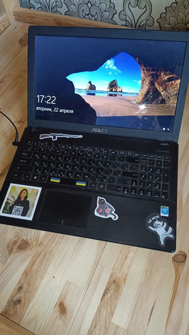 Продам ноутбук ASUS R512M