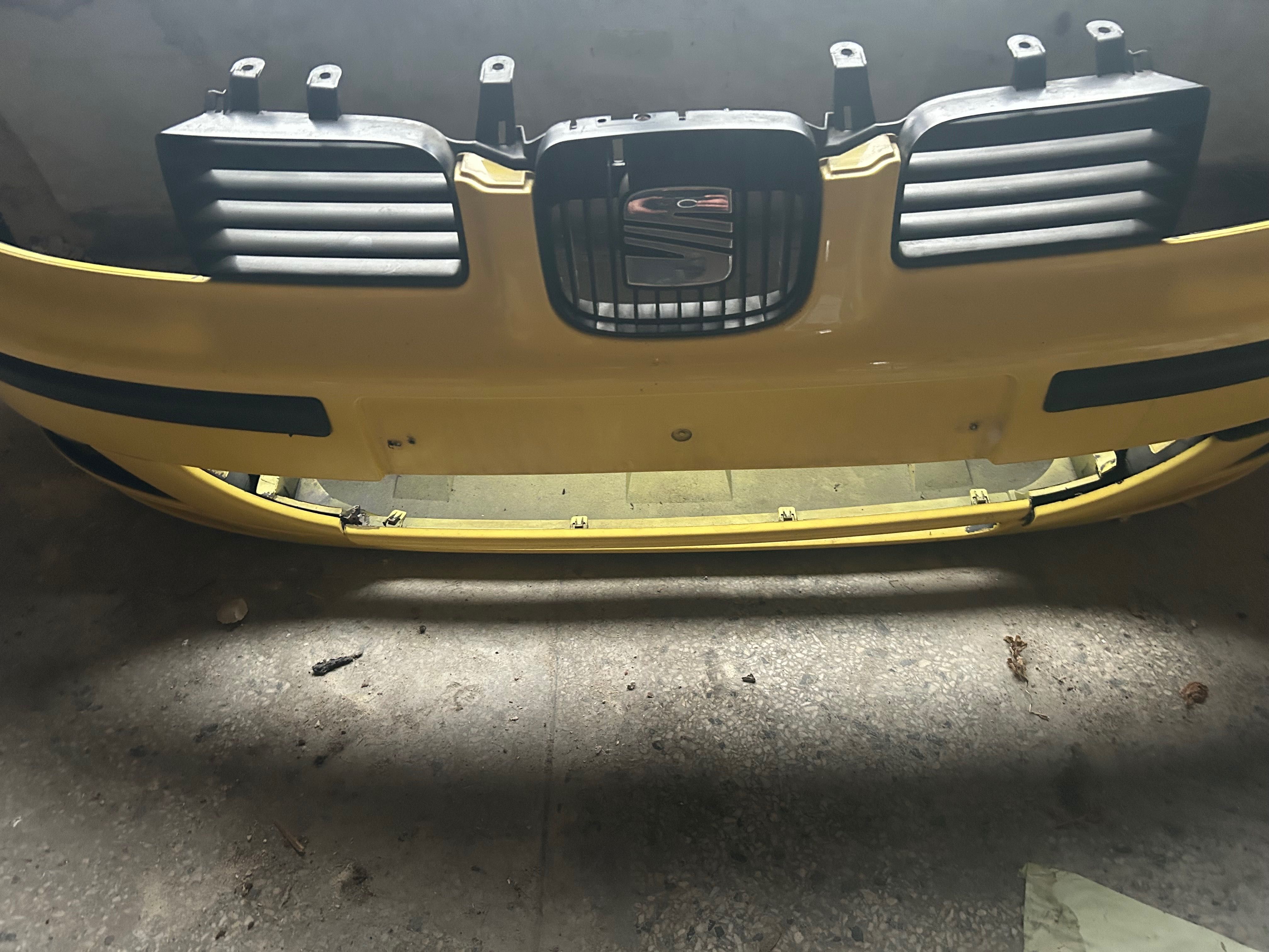 Zderzak seat Leon 1