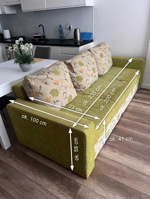 Kanapa rozkładana z pojemnikiem na pościel – 235 cm, stan dobry