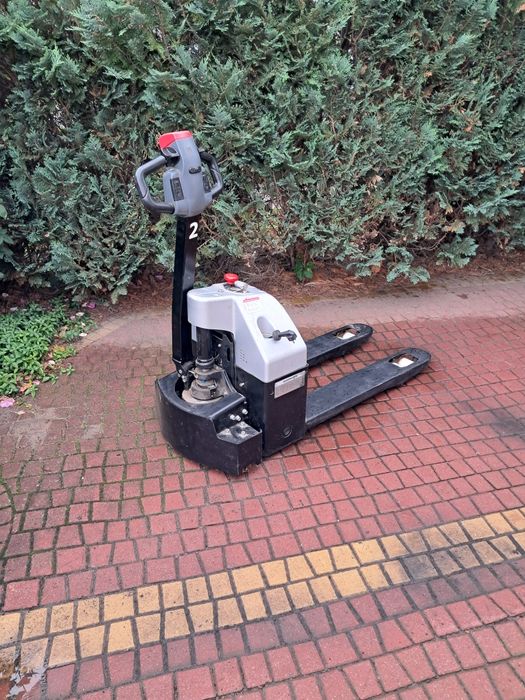 Paleciak elektryczny Silverstone