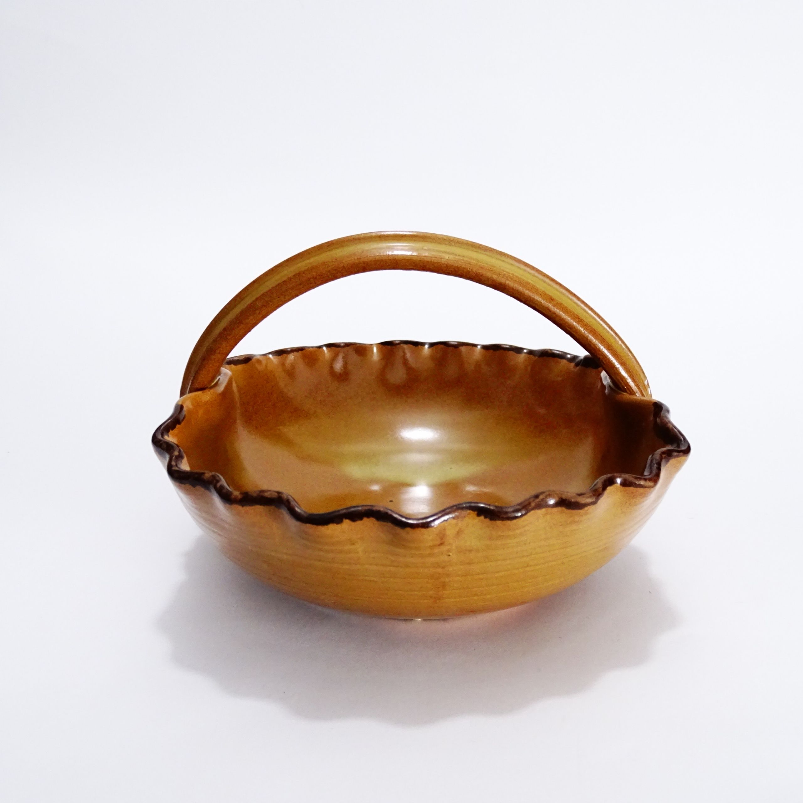 ręcznie wykonana ceramiczna patera koszyk