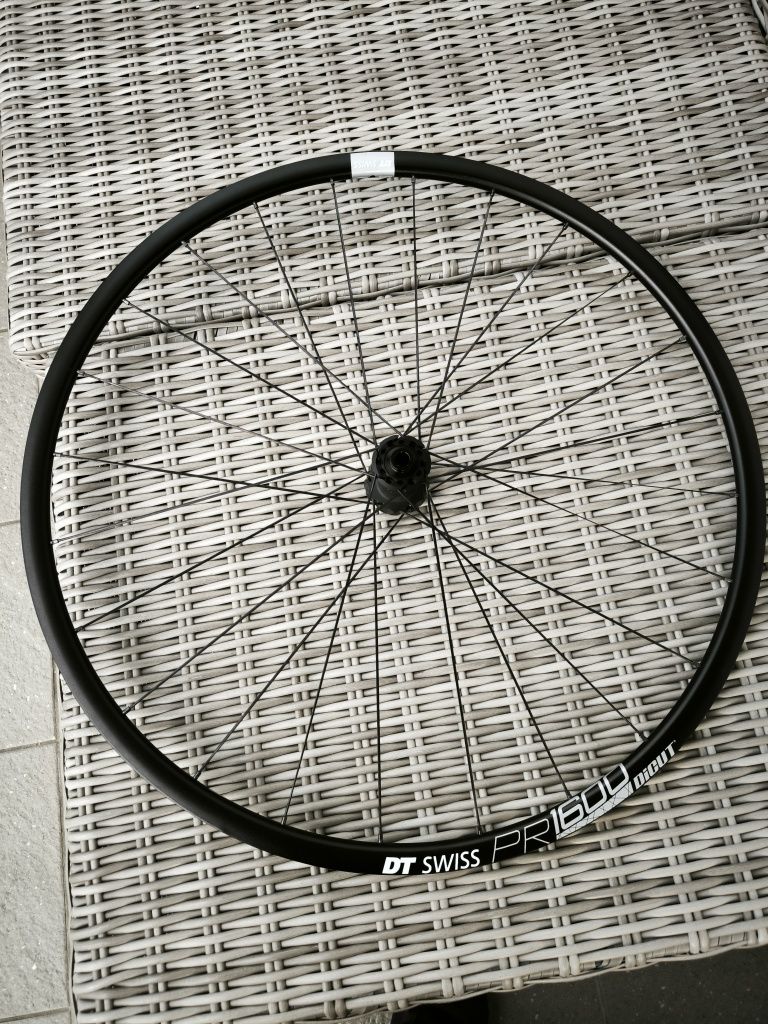 Koło przednie DT Swiss PR 1600 Dicut 21 disc Center Lock 700c 28 cali