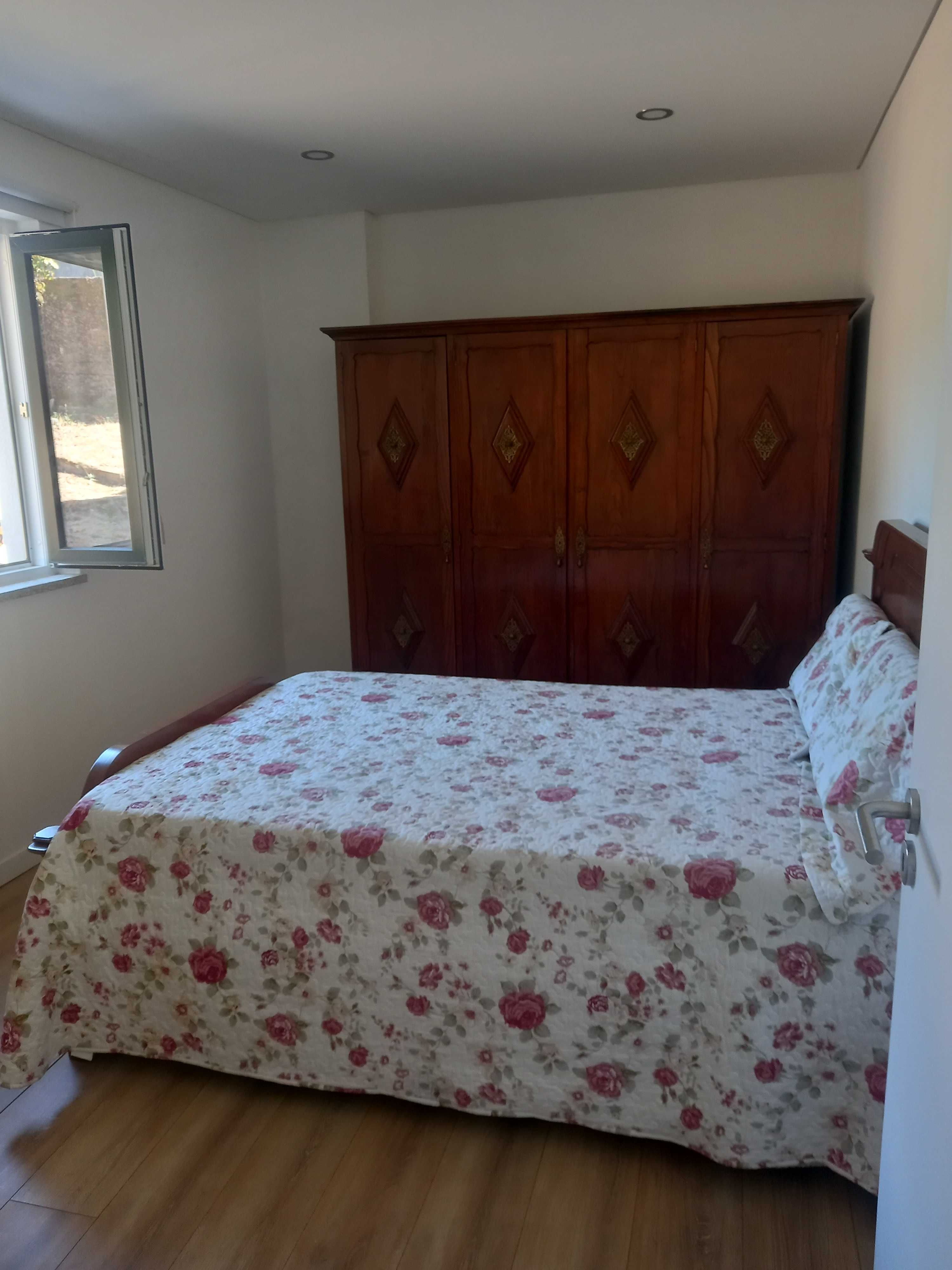 Moradia V3 com terreno, em Lamego