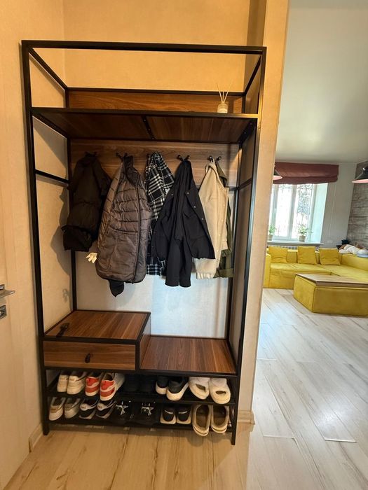 Продаю 2х комнатную квартиру.Автономное отопление.