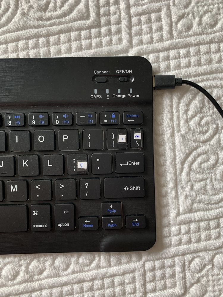 Teclado Bluetooth e USB