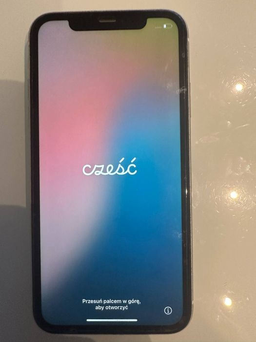 Iphone 11 biały 64 GB