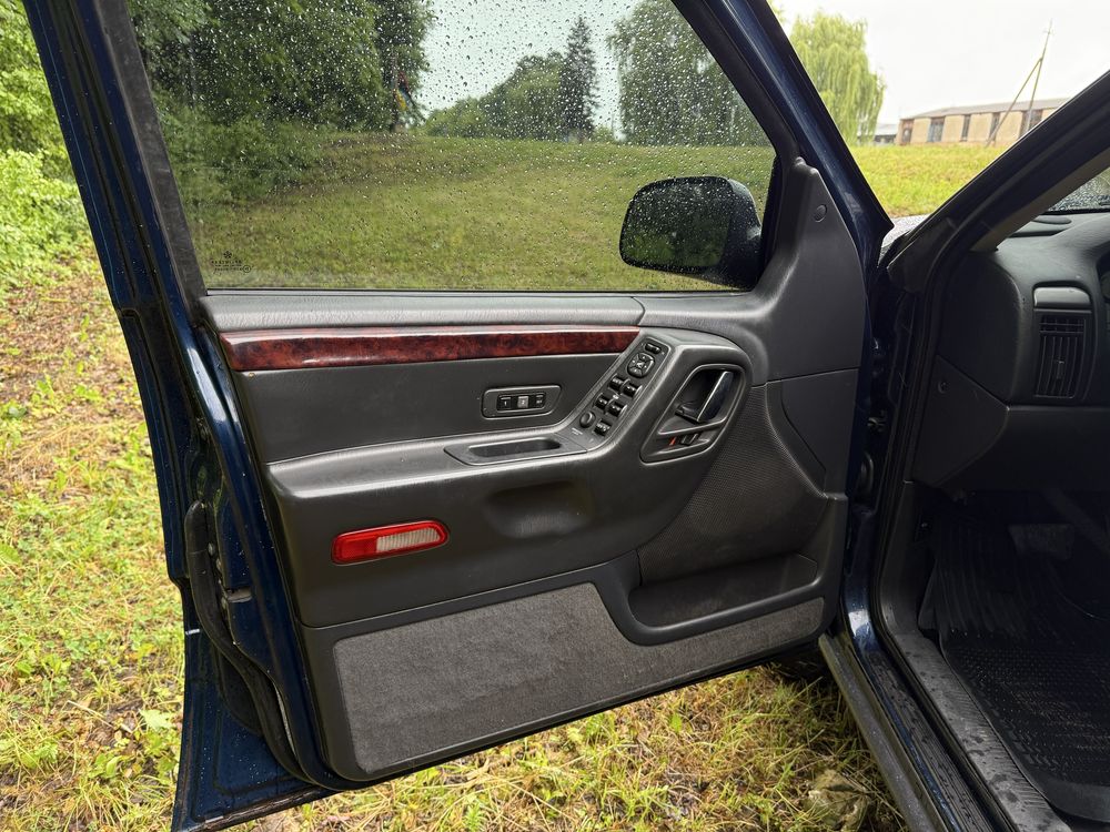 Jeep Grand Cherokee Laredo 2.7 дизель 2003р