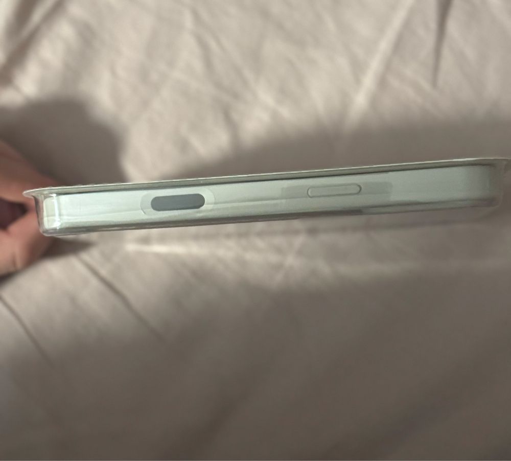 Стильний чохол для iPhone 16 Pro Max