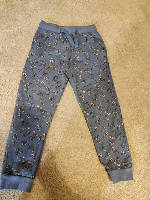 Sprzedam spodnie Sinsay, wzrost 116