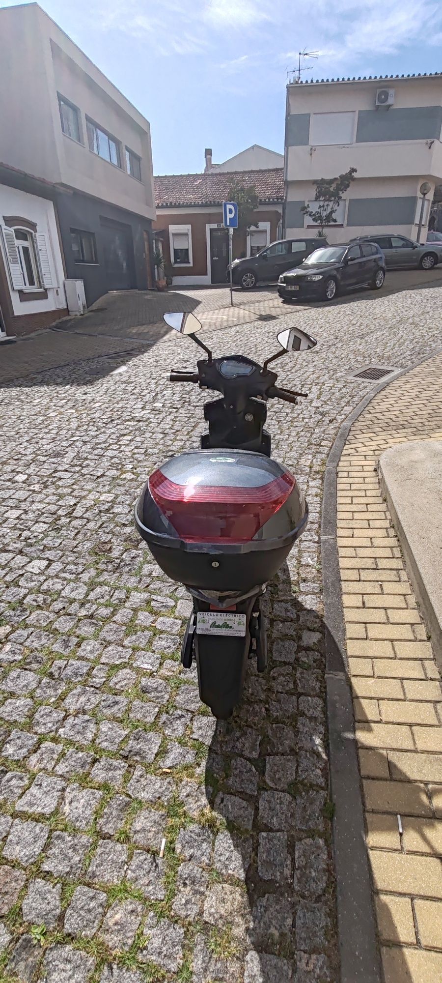 Moto elétrica Guewer Zgl ( aceito troca por carro)