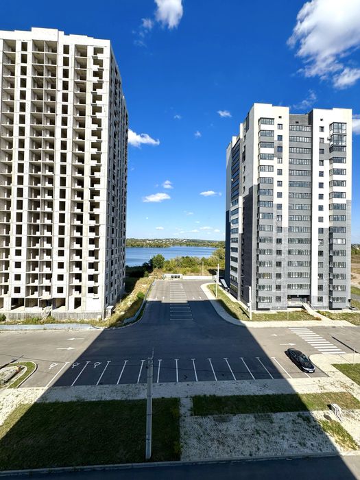 Продам новострой 61м2 с документами ЖК Оазис