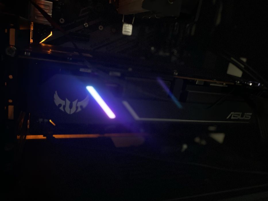 Відеокарта Asus TUF Radeon RX 5700 XT 8GB — стабільна робота
