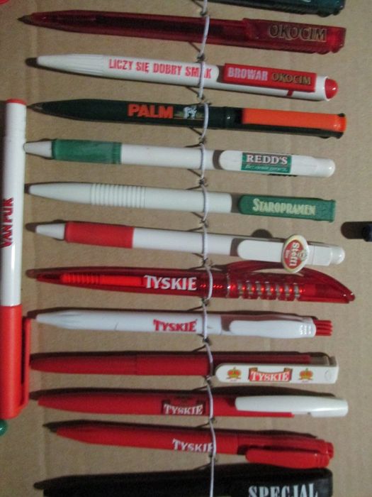 Kolekcja długopisów(2) piwa reklamowe 61 szt. różnych Gadżety piwne