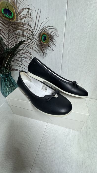 Шкіряні балетки Armani