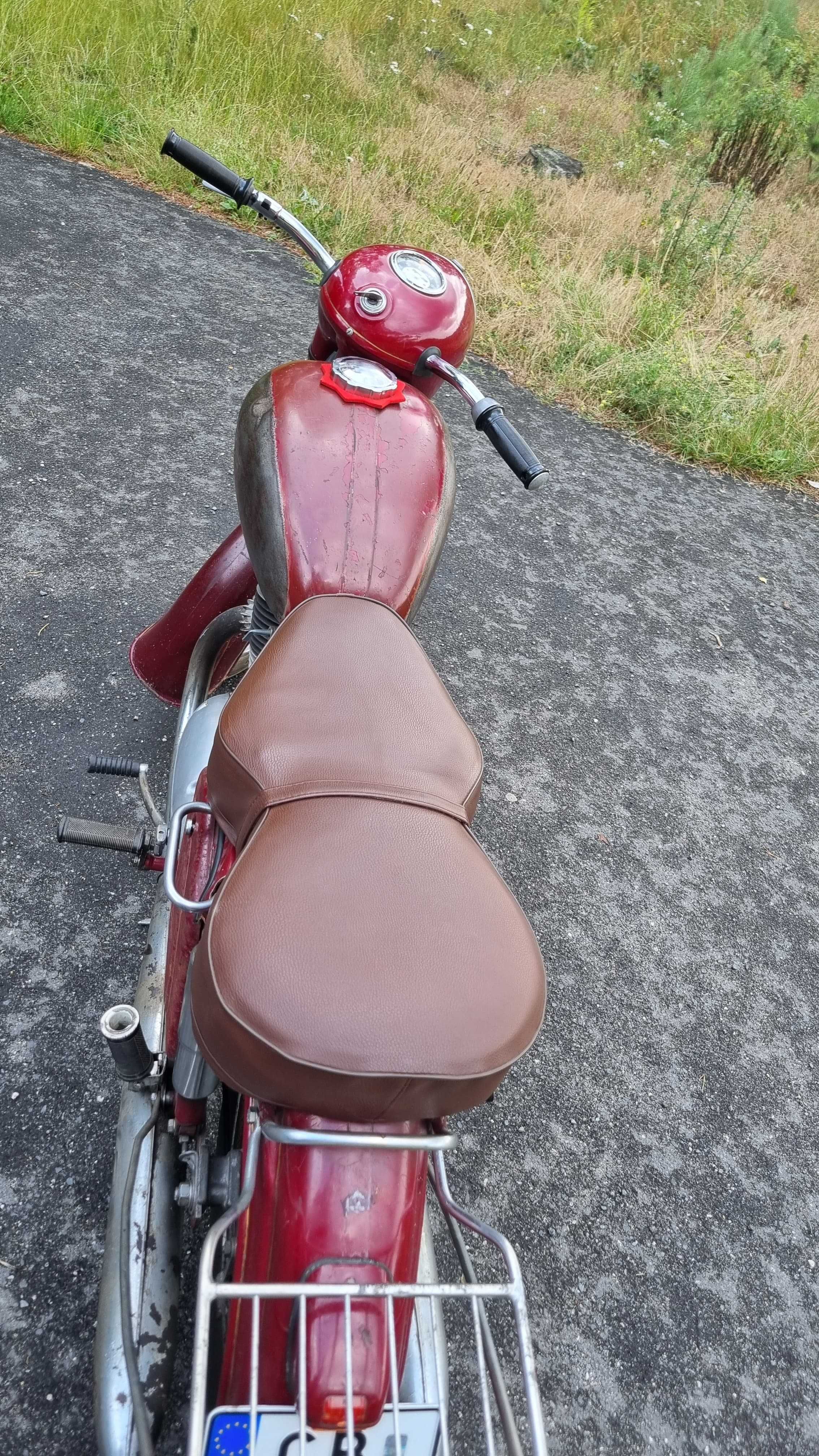 Jawa 250 model 353 z roku 1960