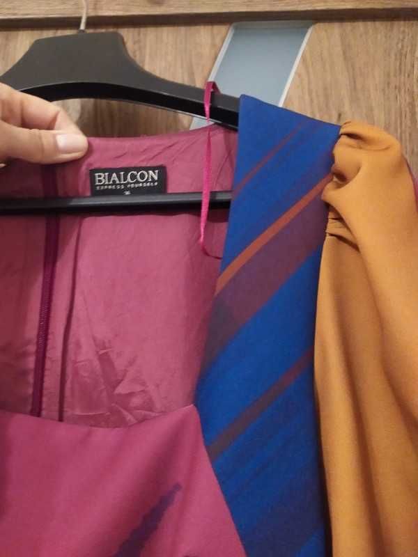 Sukienka Bialcon