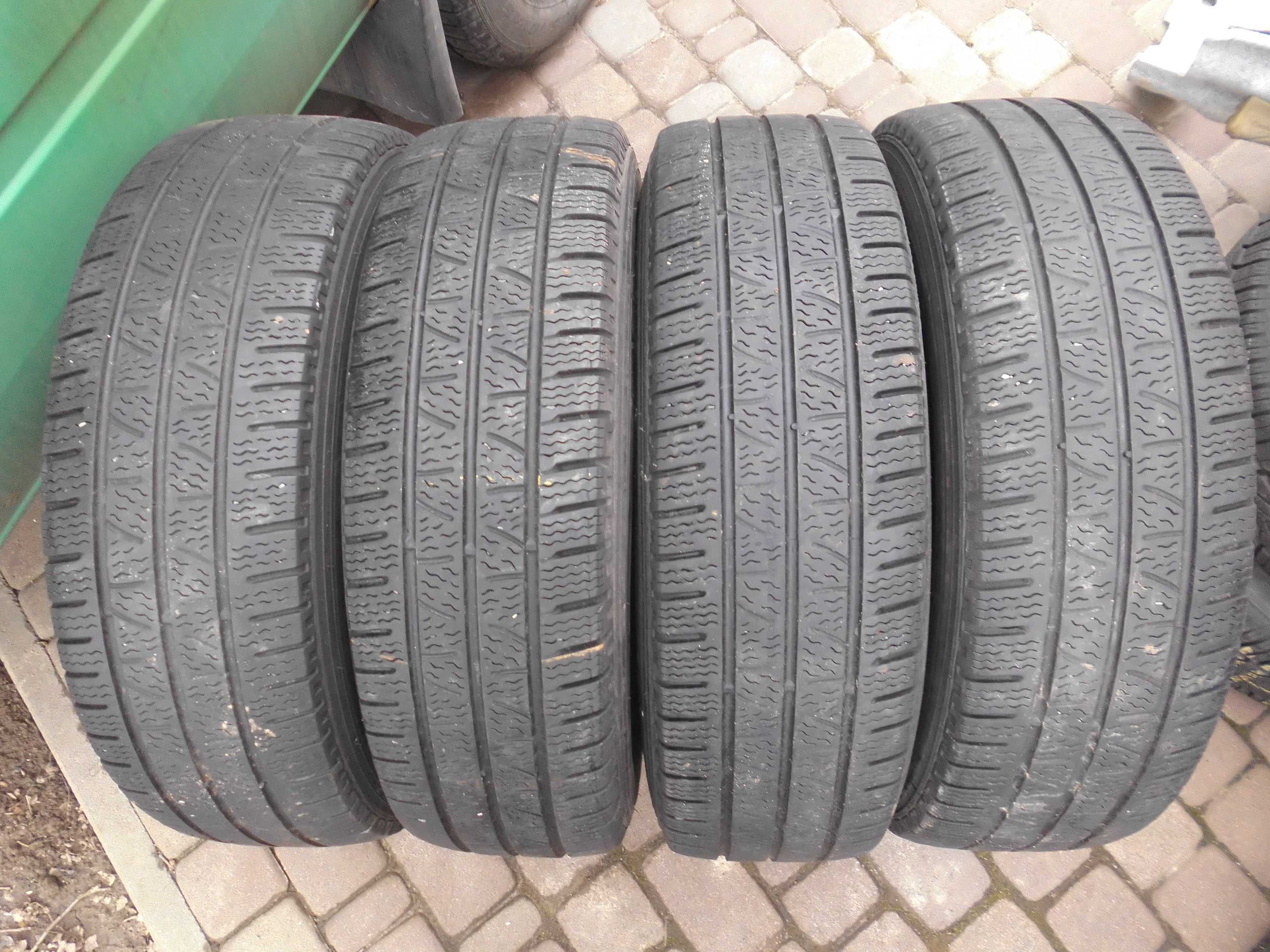 215/75 R16C Pirelli Всесезонные