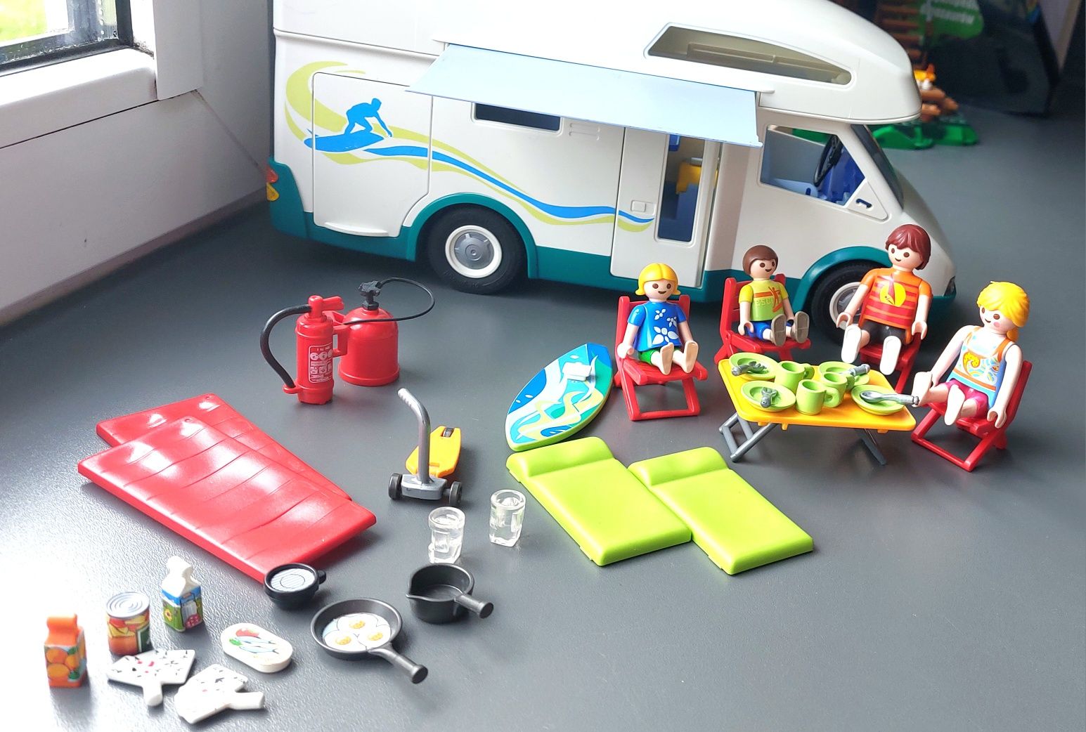 Kamper Playmobil + gratisy