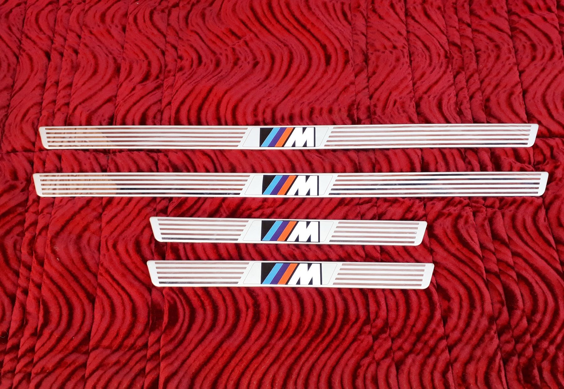 Накладки бмв е3436 3839 46 X3 5 6 F01 07 10 20 25 30 G01 05 30