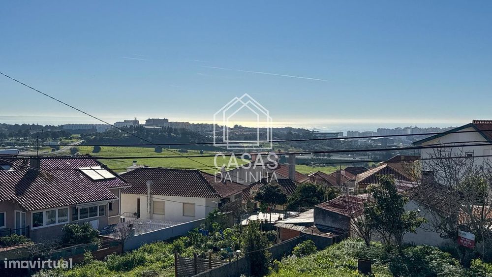 Moradia Independente T5 em Vila Fria - Porto Salvo