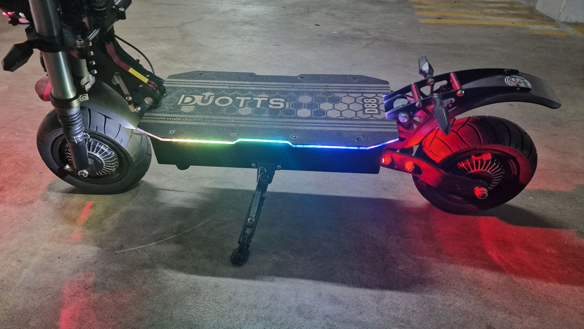 Trotinete duotts d88