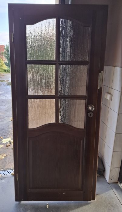 Komplet drzwi wewnętrznych 80 z ościeżnicą regulowaną z demontażu