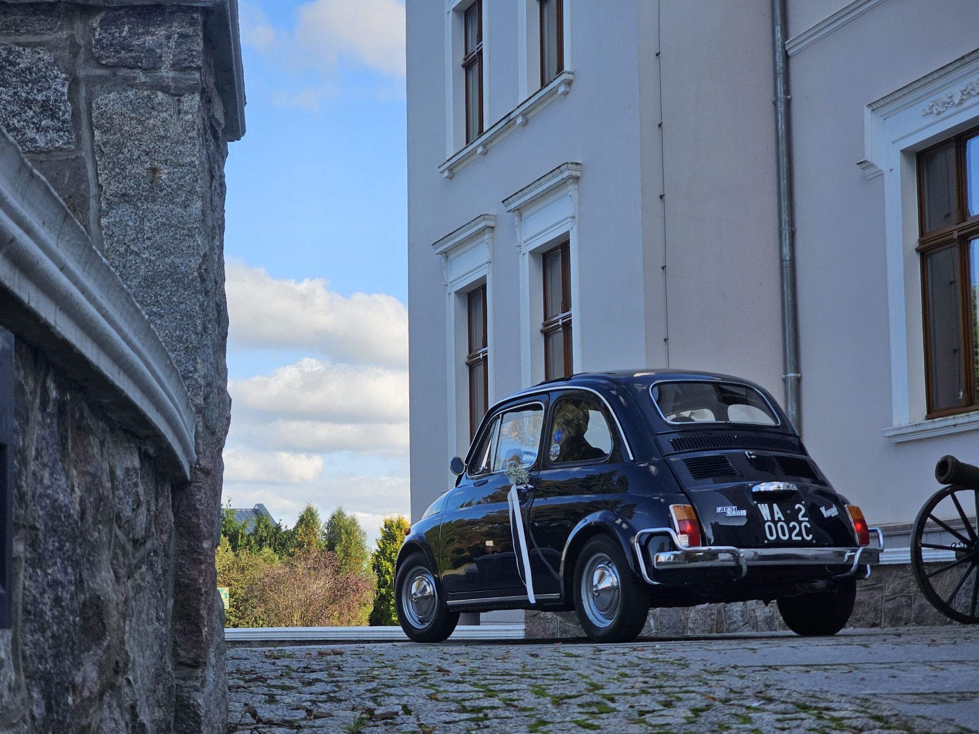 Włoski Fiat 500 Lusso do ślubu