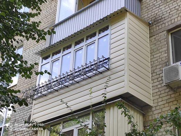 Ремонт крыш балконов окон дверей заменить стекло дверь раму Харьков