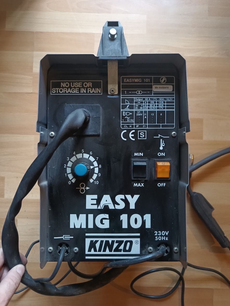 Зварювальний апарат Kinzo Easy MIG 101