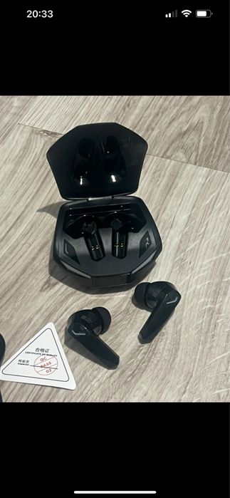 Nowe słuchawki bezprzewodowe Lenovo XT53 – z gumkami i kablem USB-C