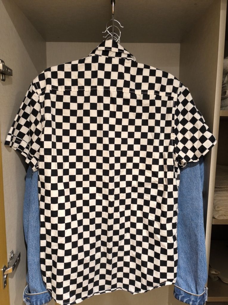 Camisa com padrão xadrez