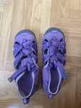 Sandaly Fioletowe Keen r.39 jak Nowe