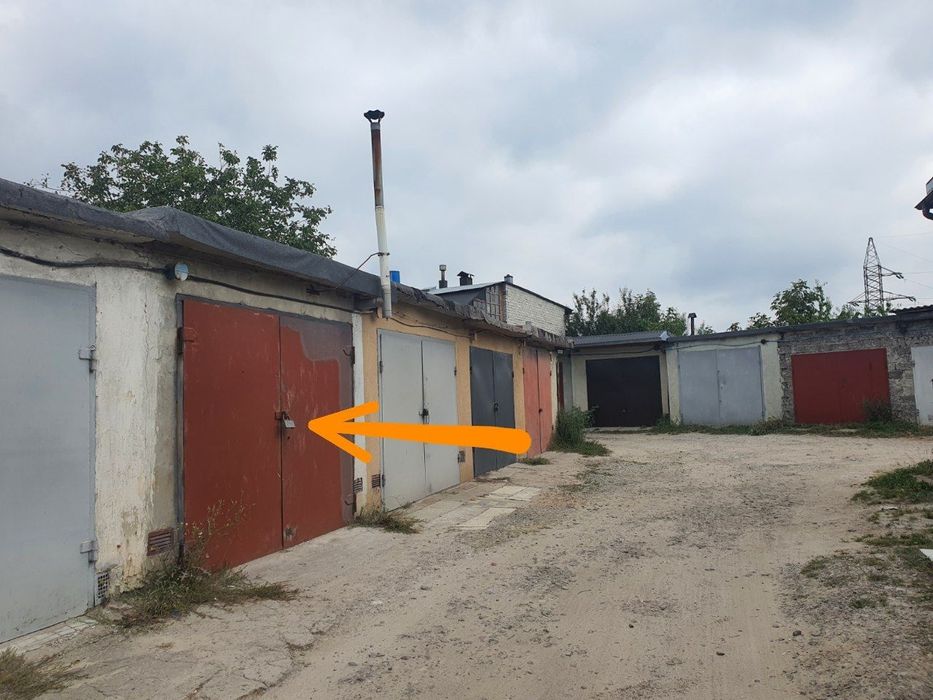 Гараж розташований у гаражному кооперативі Заводський 1