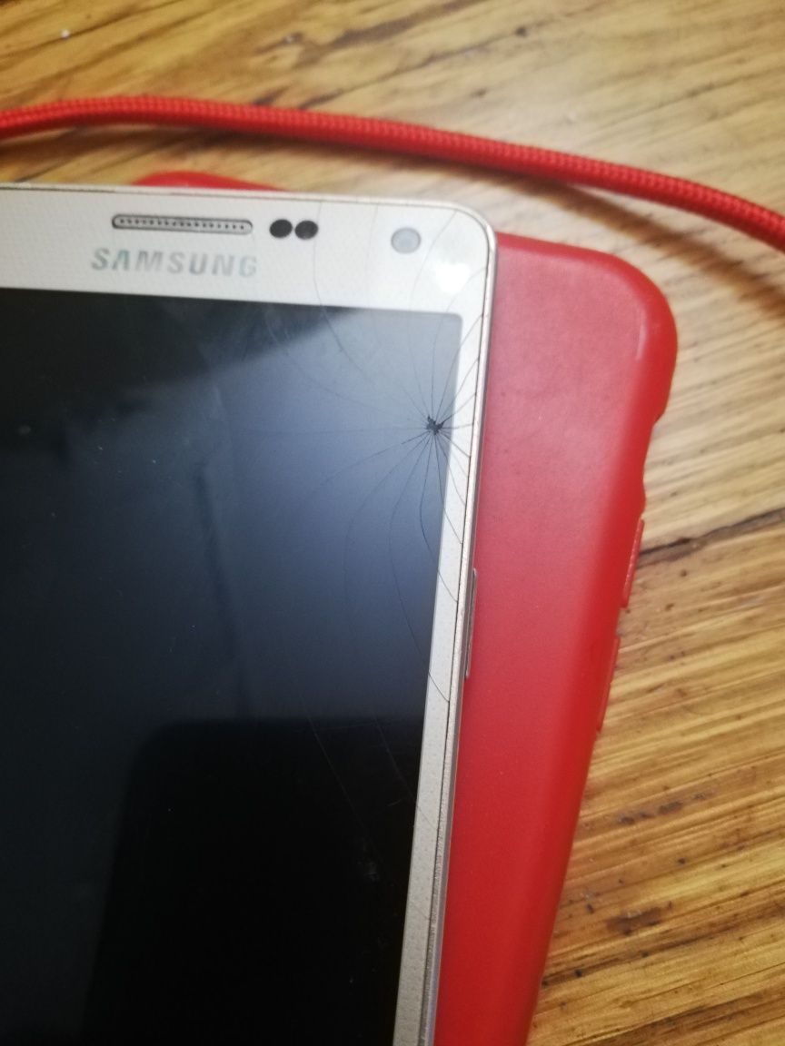 Смартфон Samsung Galaxy A5 бу