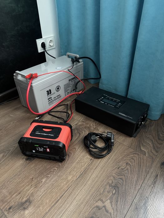 Комплект резервного електроживлення квартири. Інвертор чистий синус.