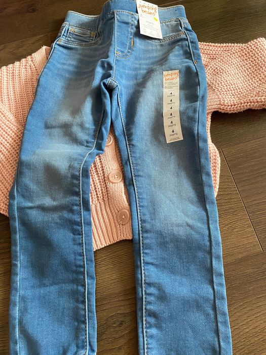 Костюм на дівчинку кофта і штани 4 роки НОВІ!