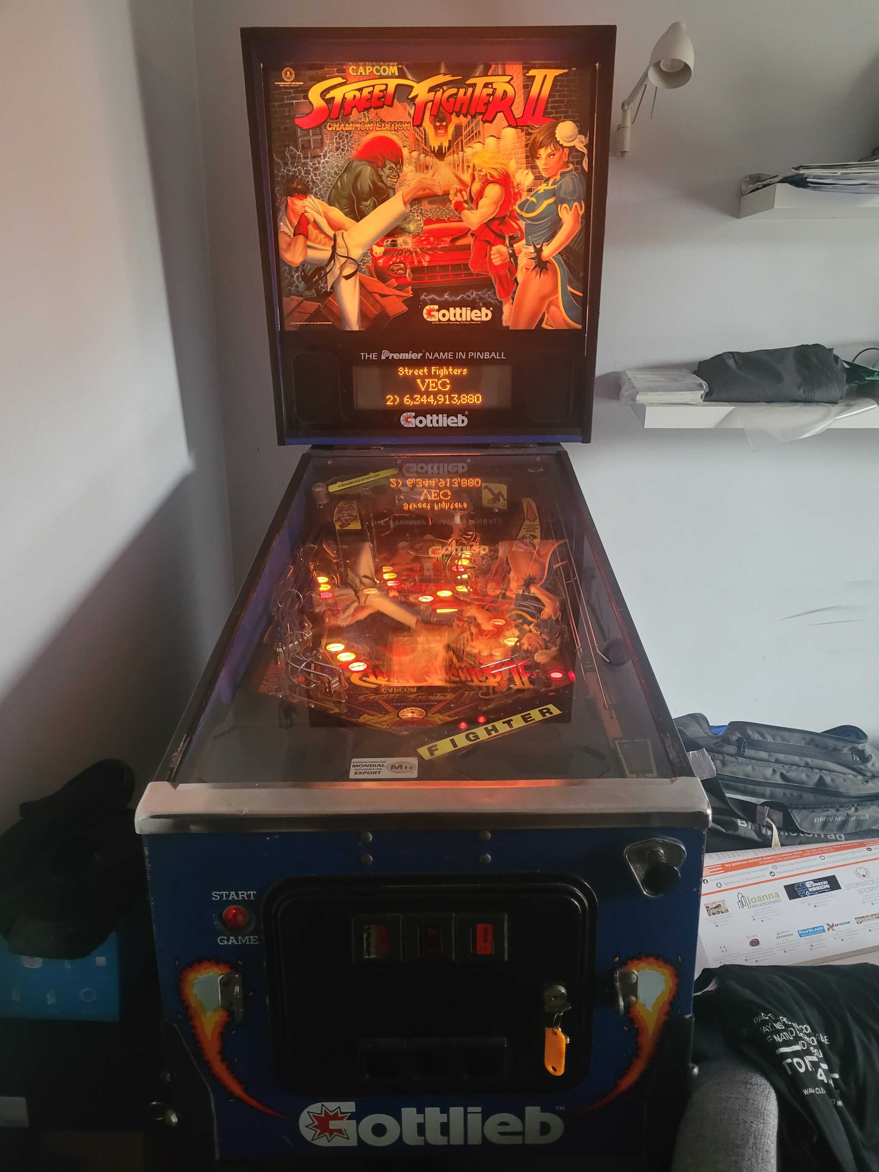 Flipper , pinball Street Fighter II , perfekcyjny stan.