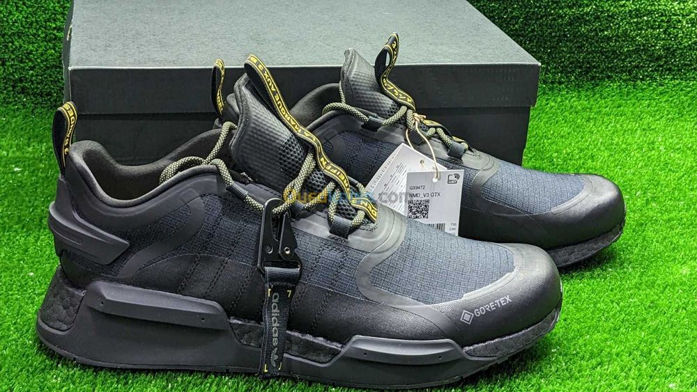 Кросівки чоловічі Adidas Originals NMD_V3 Gore-Tex GX9472 (ОРИГІНАЛ).