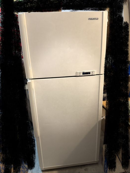Продам холодильник samsung