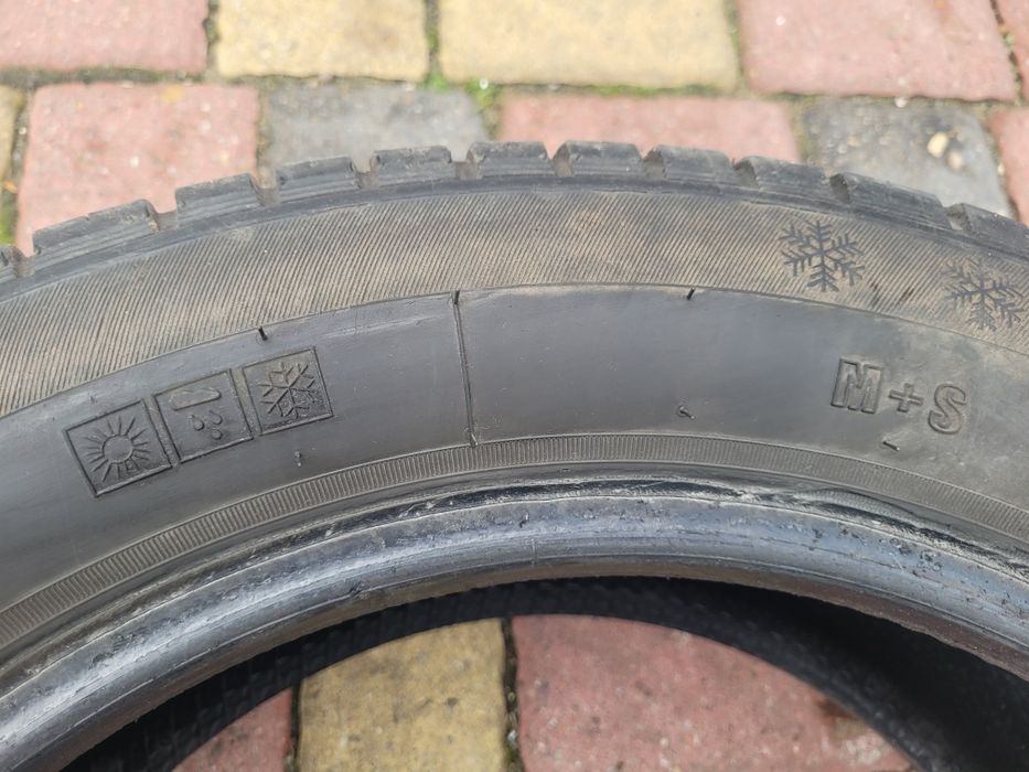 Opony wielosezonowe 205/55/16 4szt.