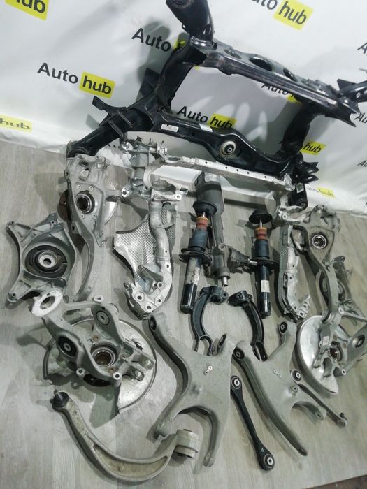 Подрамник Porsche Macan кулак рычаг в наличии в Киеве