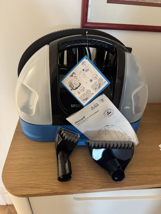 Maquina BISSEL lavar tapetes e sofás - NOVA usada apenas 1 vez